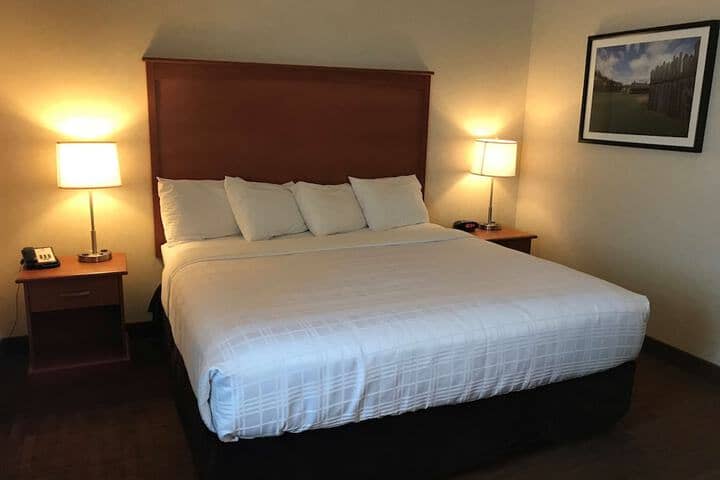 Room 19 of 40